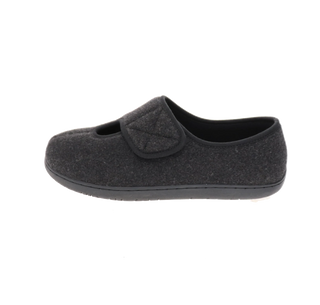 Kendale M2 Black Slipper